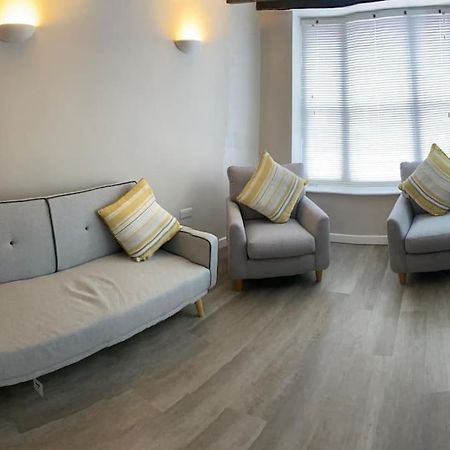 Ferienwohnung Siop Iwan A Menna Caernarfon Exterior foto