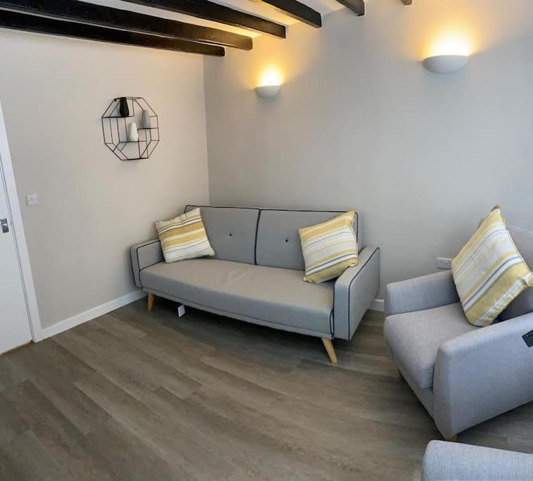 Ferienwohnung Siop Iwan A Menna Caernarfon Exterior foto