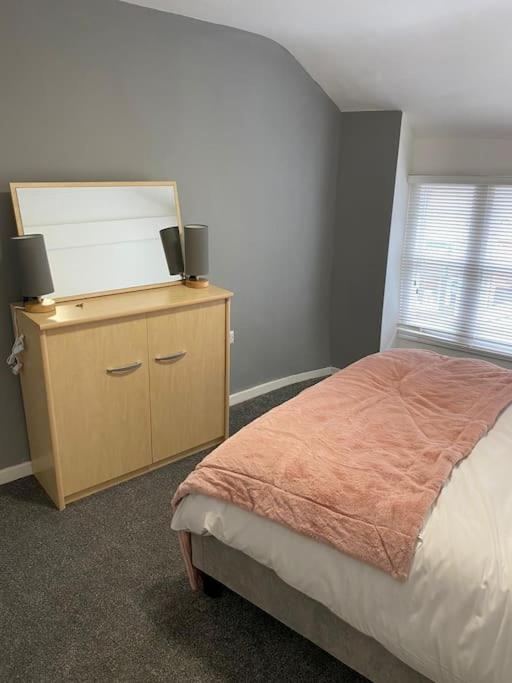 Ferienwohnung Siop Iwan A Menna Caernarfon Exterior foto