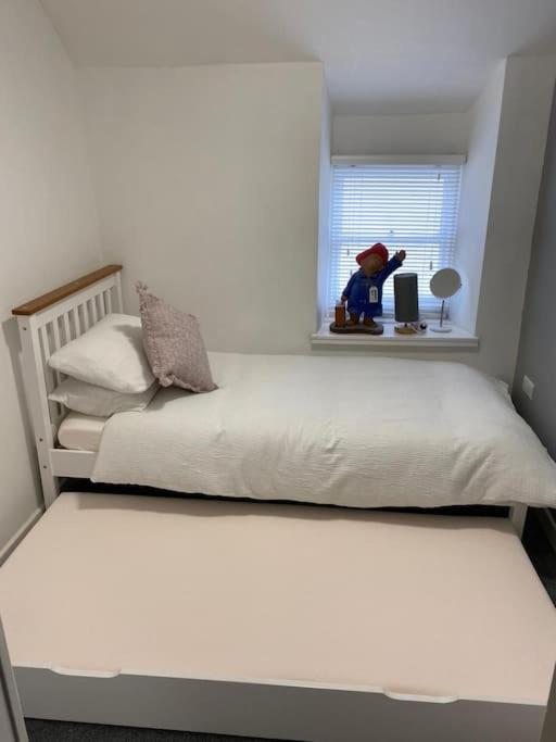 Ferienwohnung Siop Iwan A Menna Caernarfon Exterior foto