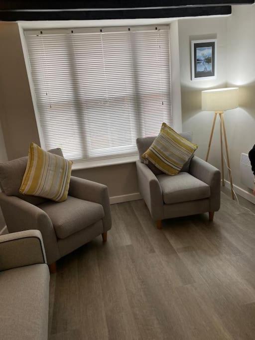 Ferienwohnung Siop Iwan A Menna Caernarfon Exterior foto